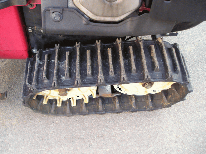 除雪機ホンダ　１１馬力除雪機　ＨＳＳ－1170 　オーガ上下ハンド式　電動シューター上下左右　点検済み　即使用可