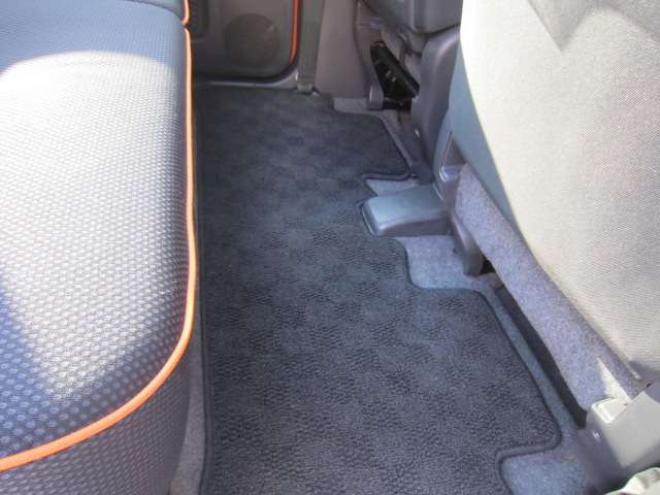 ハスラーG 4WD　2トーンルーフ 道外仕入れ 5速MT 4WD アイドリングストップ シートヒーターキーレス HID ドアバイザー プライバシーガラス 1年間走行無制限保証付 660