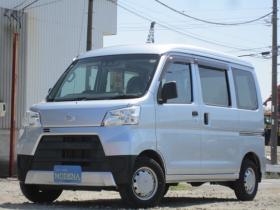 ハイゼット　カーゴ デラックス SAIII ハイルーフ 4WD　道外仕入れ 後期型1オーナー  レーンキープアシスト　横滑り防止装置　衝突被害軽減ブレーキ　障害物センサー　ナビ&フルセグTV+Bカメラ キーレス  ドアバイザー Pガラス 記録簿 1年保証付 660