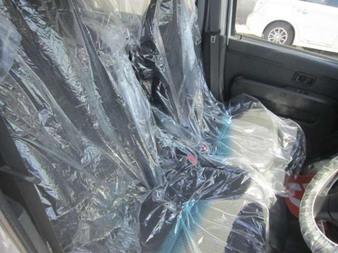 ハイゼットカーゴ デラックス SAIII ハイルーフ 4WD　道外仕入れ 後期型1オーナー  レーンキープアシスト　横滑り防止装置　衝突被害軽減ブレーキ　障害物センサー　ナビ&フルセグTV+Bカメラ キーレス  ドアバイザー Pガラス 記録簿 1年保証付 660