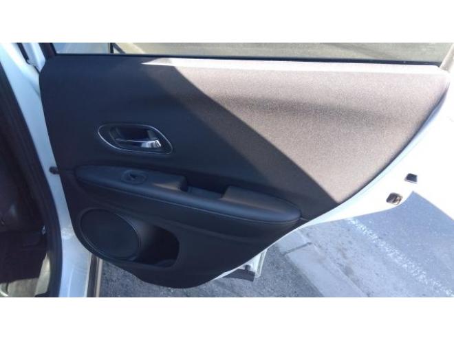 ヴェゼルハイブリッドＸ 4WD 4WD 1500 5Dr