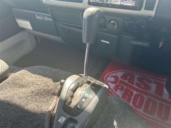 カムロードキャンピング　 2WD 3000