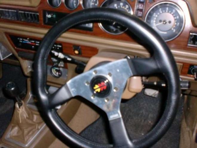 コロナクーペ　2000GT　エンジン18R バケットシート　社外アルミロンシャン　2シーター　ソレックスキャブ 2WD 2000