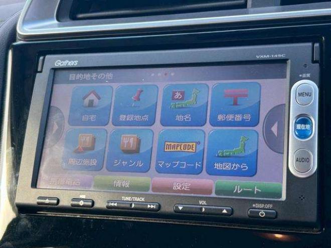 フィット1.5 ハイブリッド Fパッケージ 4WD　バックカメラ　ナビ　オートエアコン　　　キーレス　メンテナンスノート　取り扱い説明書　ETC　オーディオ 1500