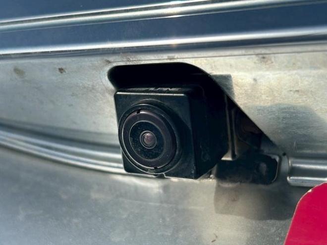 ステップワゴン2.0 スパーダ Z 4WD　スマートキー　衝突安全ボディー　電動格納ミラー　3列シート　サイドカメラ　バックカメラ 2000