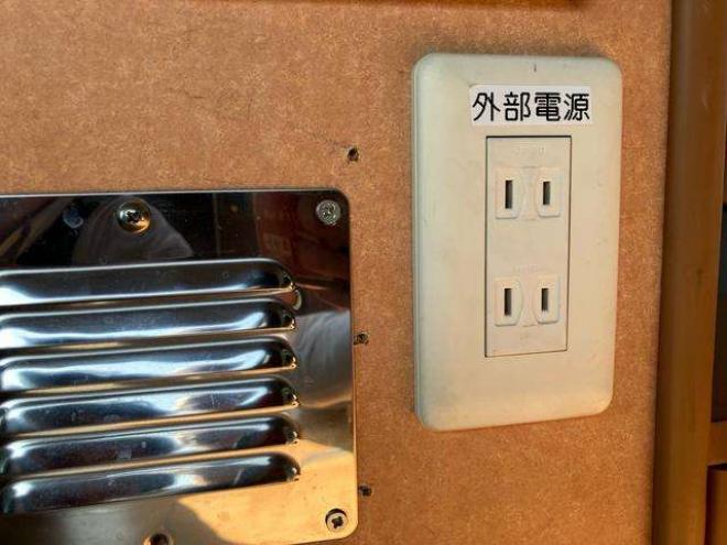 キャラバン2.4 GX スーパーロングボディ　ベットキット　キャンピング仕様 2WD 2400