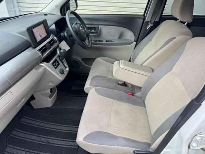 ピクシスジョイF 660 X SAIII　ナビ　TV　FF車 2WD 660