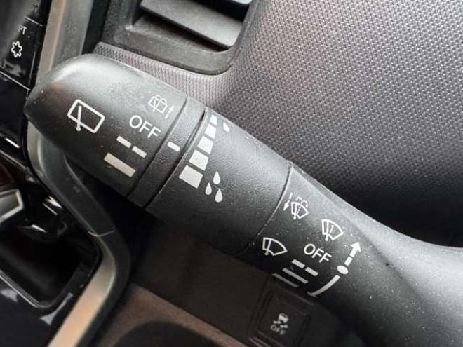 セレナ2.0 X Vセレクション 4WD　ナビ　TV　全周囲カメラ　ETC　両側Pスライド 2000