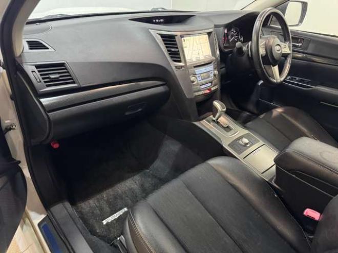 レガシィワゴン2.5 GT Sパッケージ 4WD　HDDナビ　Bluetooth　Bカメラ 2500