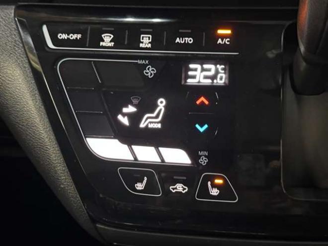 デイズハイウェイスターGターボ 4WD　ナビ　TV　Bluetooth　全方位カメラ　シートヒーター 660