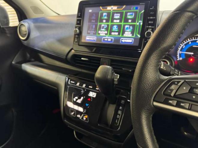 デイズハイウェイスターGターボ 4WD　ナビ　TV　Bluetooth　全方位カメラ　シートヒーター 660