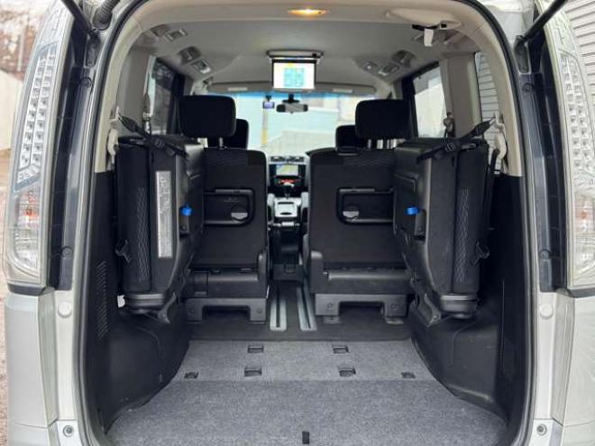 セレナ2.0 20X 4WD　ナビ　TV　Bluetooth　フリップダウン　キーフリー　Pスライドドア 2000