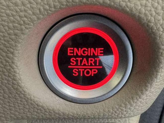 N-BOXG ホンダセンシング 4WD　ディスプレイオーディオ　TV　バックカメラ 660