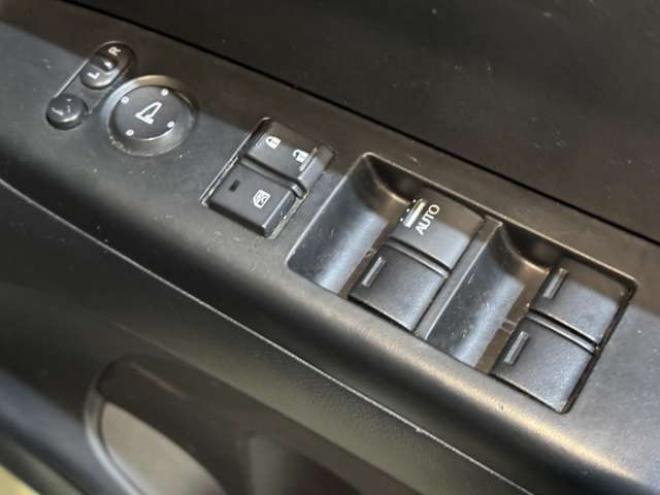 N-BOXG Lパッケージ 4WD　プッシュスタート　TV　Bカメラ　Pスライド 660