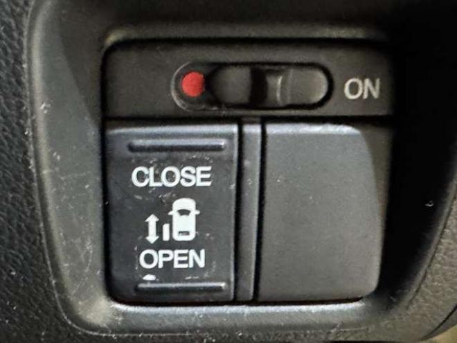 N-BOXG Lパッケージ 4WD　プッシュスタート　TV　Bカメラ　Pスライド 660