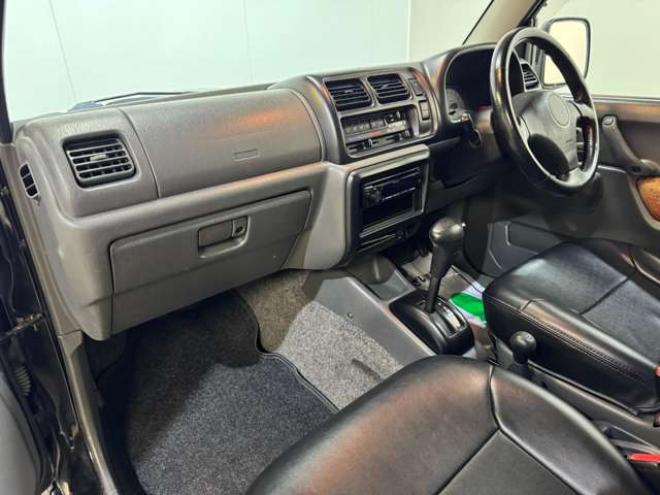 ジムニーKANSAI 4WD　夏冬タイヤ　下廻り防錆塗装済 660