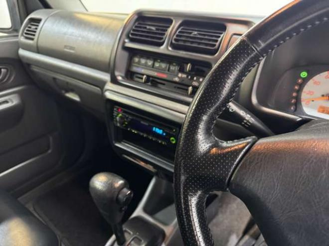 ジムニーKANSAI 4WD　夏冬タイヤ　下廻り防錆塗装済 660