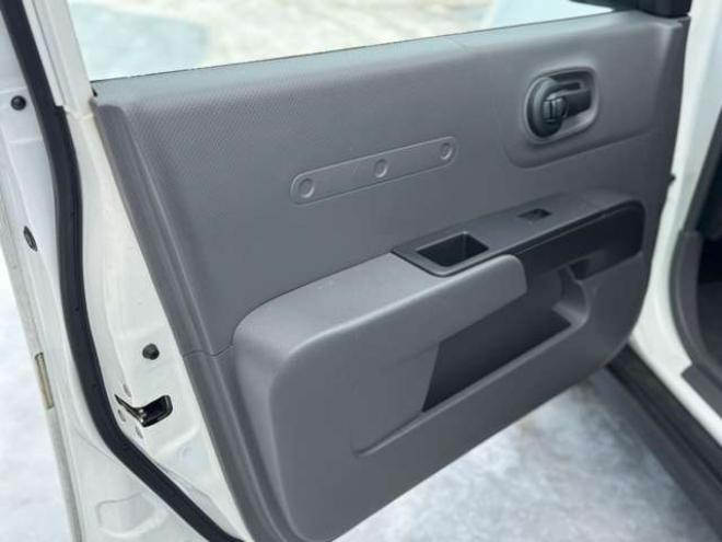 AD1.6 VE 4WD　夏冬タイヤ 1600