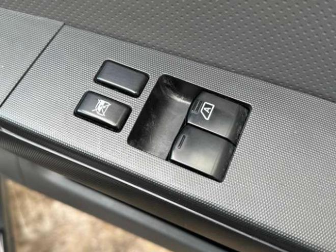 AD1.6 VE 4WD　夏冬タイヤ 1600