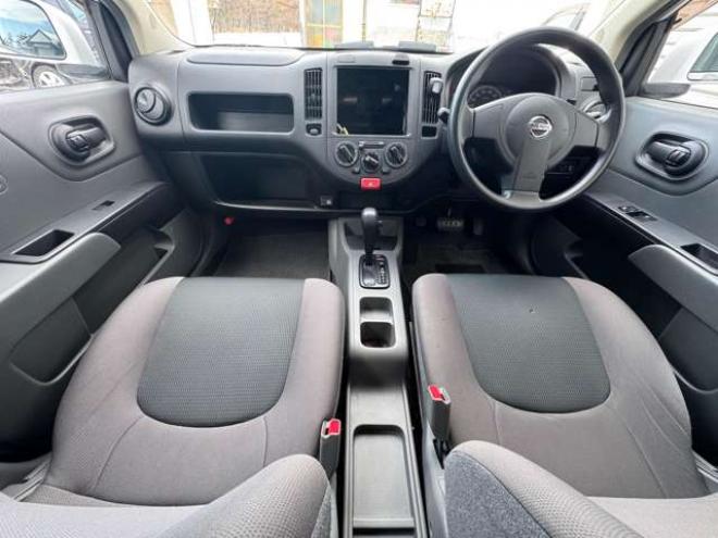 AD1.6 VE 4WD　夏冬タイヤ 1600