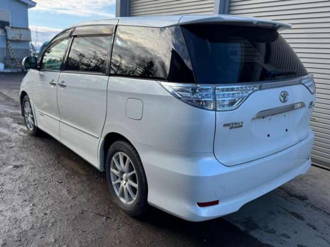 エスティマハイブリッド2.4 X 4WD　ナビ　TV　Bカメラ　フリップダウン 2400