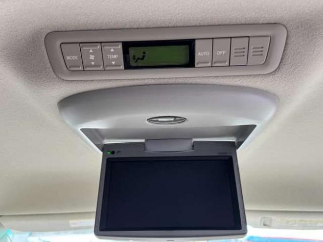 エスティマハイブリッド2.4 X 4WD　ナビ　TV　Bカメラ　フリップダウン 2400