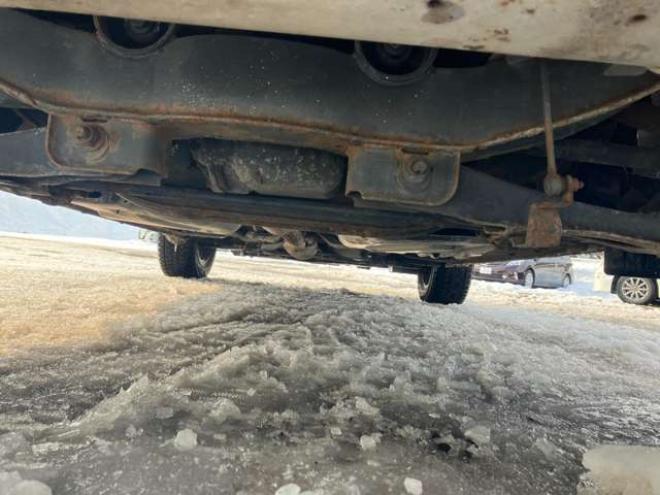 フォードクーガ タイタニアム 4WD　 2500