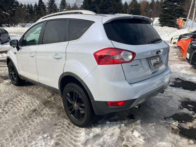 フォードクーガ タイタニアム 4WD　 2500