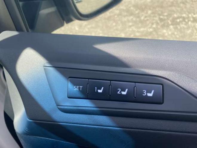 アルファードハイブリッド 2.5 SR E-Four 4WD　 2500