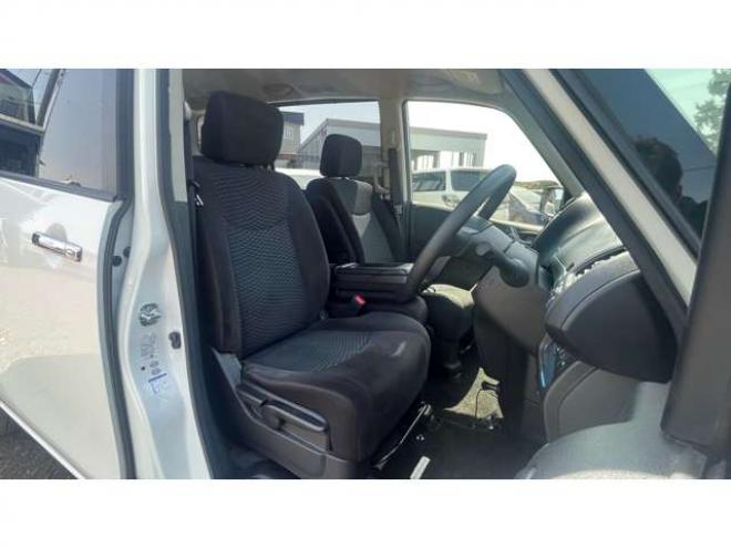 セレナ2.0 20X Vセレクション+Safety 4WD　 2000