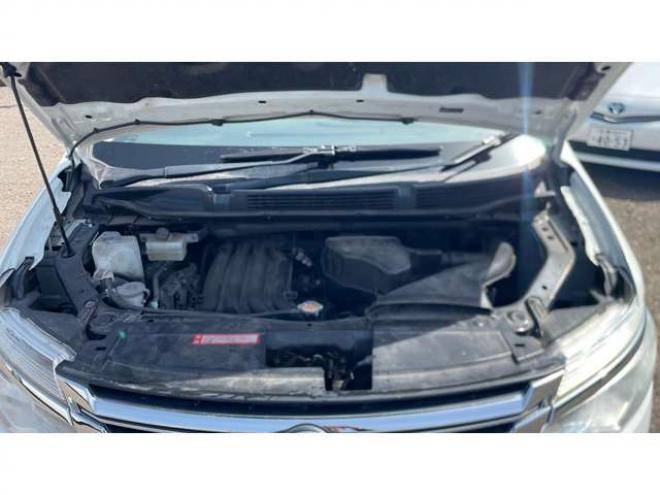 セレナ2.0 20X Vセレクション+Safety 4WD　 2000