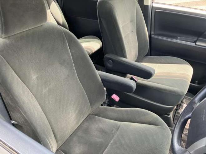 ヴォクシー2.0 X Lエディション 4WD　フルセグ 後席モニター Bカメラ キーレス 2000