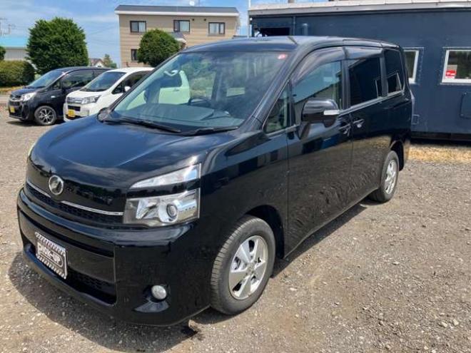 ヴォクシー2.0 X Lエディション 4WD　フルセグ 後席モニター Bカメラ キーレス 2000