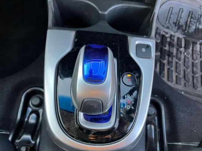 フィット1.5 ハイブリッド Lパッケージ 4WD　 1500