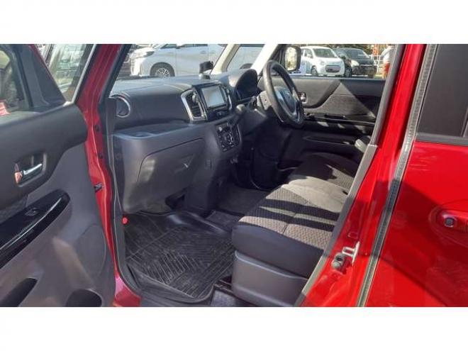 フレアワゴンカスタムスタイル XS　 4WD 660