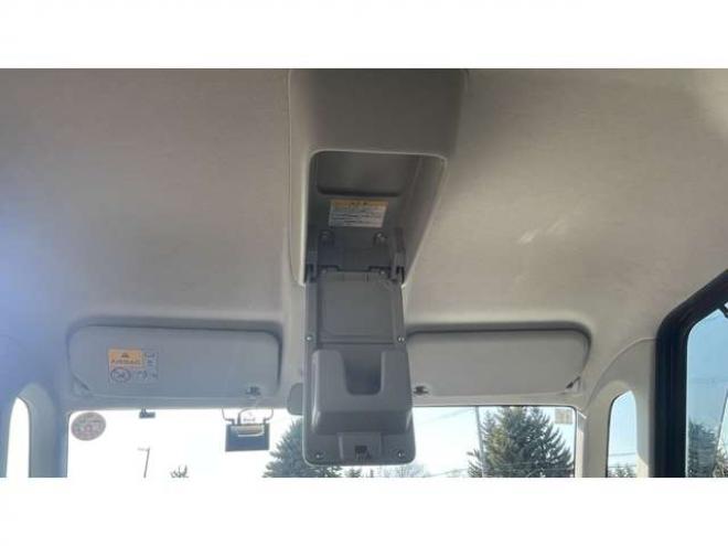 フレアワゴンカスタムスタイル XS　 4WD 660