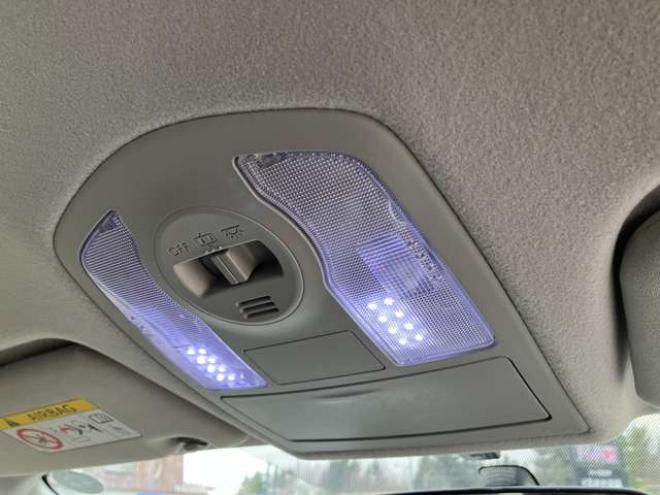 プリウスα1.8 S チューン ブラック　 2WD 1800