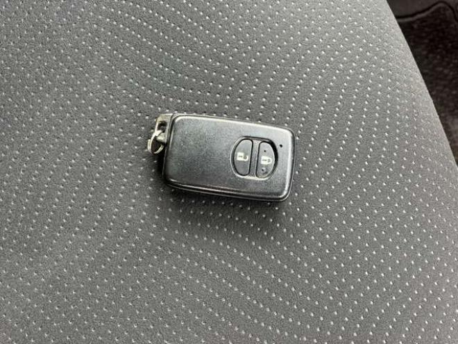 プリウスα1.8 S チューン ブラック　 2WD 1800