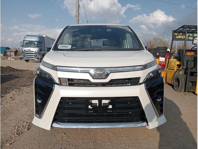 ヴォクシーZキラメキ3 4WD 2000 5Dr