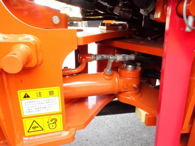 ホイールローダ日立 ZW30-5B  バケット容量0.4m3