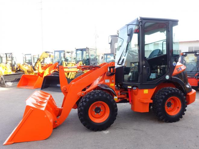 ホイールローダ日立 ZW30-5B  バケット容量0.4m3