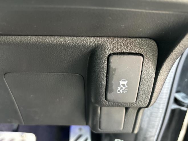 N-BOX660カスタムGターボパッケージ 4WD　ローンが不安な方＜優遇ローン＞1年保証　両側パワースライドア　ターボ車 4WD 660 5Dr