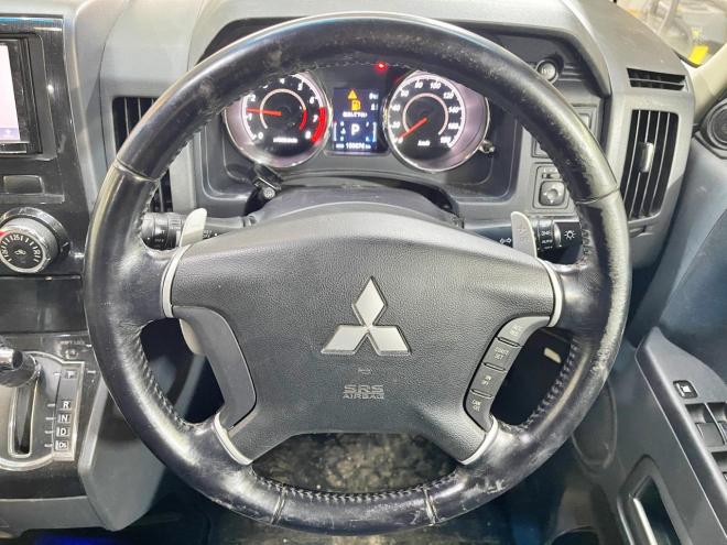 デリカ2.4ローデストGパワーパッケージ 4WD 5年保証 スマキー 両側パワスラ ナビTV Bカメ ETC 寒冷地仕様 禁煙