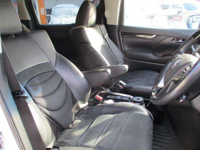 アルファード3.5 SA 4WD　TRDエアロ　クリスタルアイLEDテール　ダウンサス　レザー調シートカバー　アルパインナビ　フリップダウン　スピーカー　デジタルインナーミラー　シュタイナー20インチ　シーケンシャルウィンカー 3500