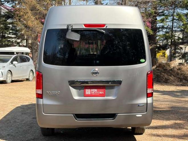 キャラバンNV350 2.5 DX スーパーロングボディ ハイルーフ ディーゼルターボ 4WD　運転席レカロシート　ETC　社外ハンドル　社外ナビ　バックカメラ　パワステ　パワーウィンドウ　ABS　キーレスエントリー　エアコン 2500