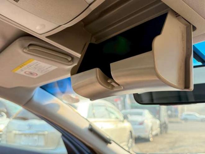 スカイライン2.5 250GT FOUR 4WD　ドライブレコーダー　ETC　パワステ　パワーウィンドウ　ナビ　電動シート　寒冷地仕様　アルミホイール　エアコン　盗難防止装置　キーレスエントリー　ABS　横滑り防止装置 2500