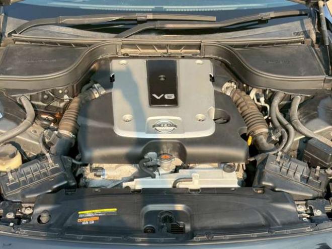 スカイライン2.5 250GT FOUR 4WD　ドライブレコーダー　ETC　パワステ　パワーウィンドウ　ナビ　電動シート　寒冷地仕様　アルミホイール　エアコン　盗難防止装置　キーレスエントリー　ABS　横滑り防止装置 2500