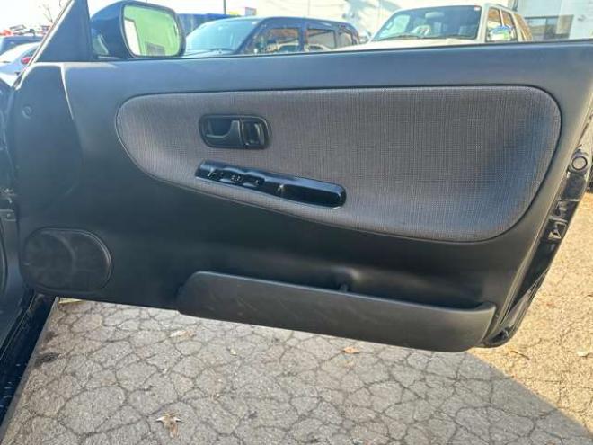 180SX2.0 タイプII　ワンオーナー　社外ハンドル　社外ターボタイマー　社外オーディオ　ミラーヒーター　パワステ　パワーウィンドウ　社外アルミホイール 2WD 2000