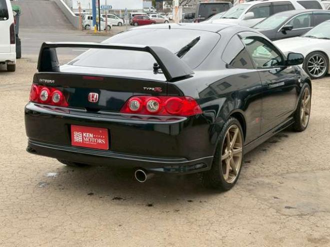 インテグラタイプR 　2.0　ワンオーナー　レカロシート　パワステ　パワーウィンドウ　純正アルミホイール　ABS　キーレスエントリー　横滑り防止装置　エアコン　盗難防止装置 2WD 2000