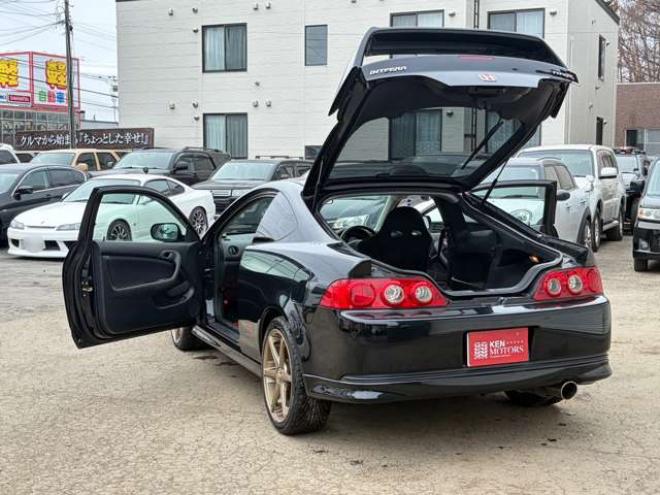 インテグラタイプR 　2.0　ワンオーナー　レカロシート　パワステ　パワーウィンドウ　純正アルミホイール　ABS　キーレスエントリー　横滑り防止装置　エアコン　盗難防止装置 2WD 2000